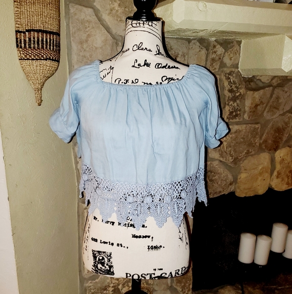 JtheWAY WOMEN'S LACEY CROP TOP - Picture 7 of 11